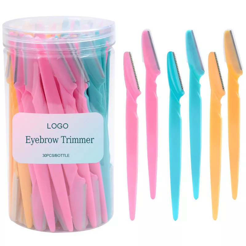 كيف تعمل أداة تشذيب الحواجب على تحسين الدقة في الحلاقة