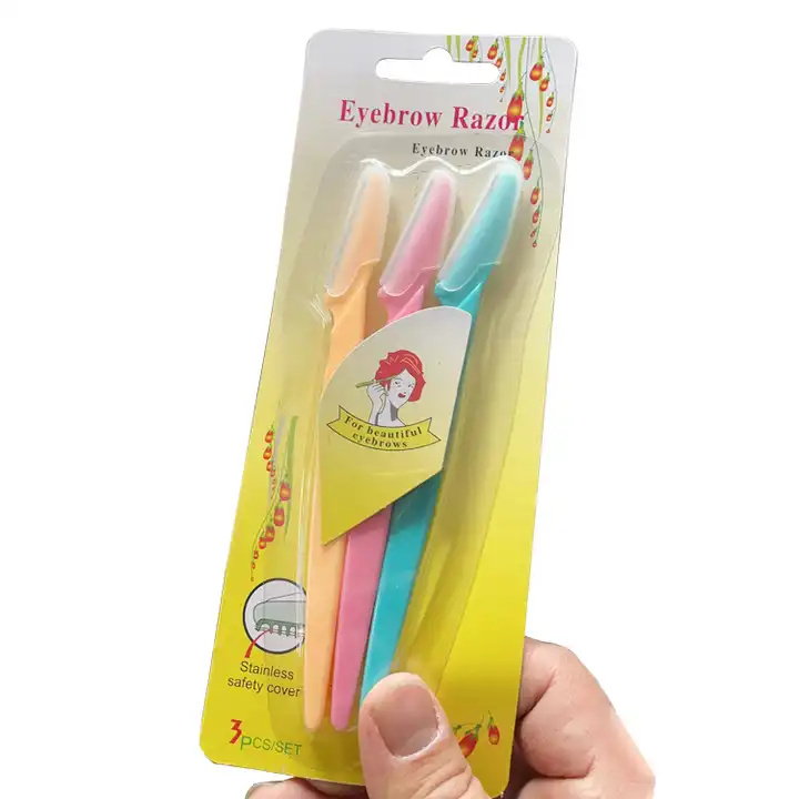 تعتبر ماكينة حلاقة الحواجب هي الأداة الأكثر أمانًا وفعالية للحصول على حواجب ذات شكل مثالي في المنزل
